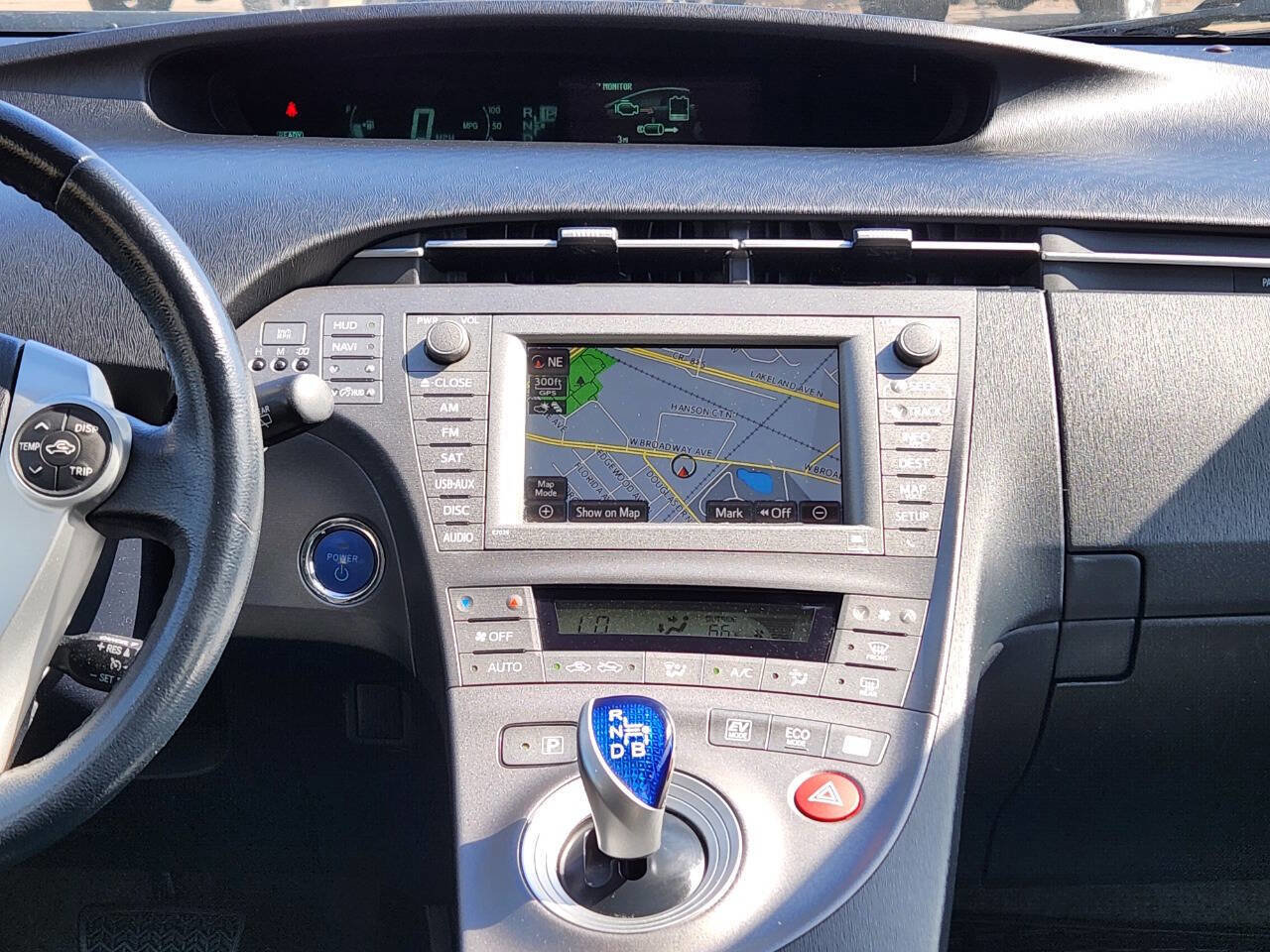 Used 2012 Toyota Prius Four w/ Deluxe Solar Roof Pkg FWD image 17