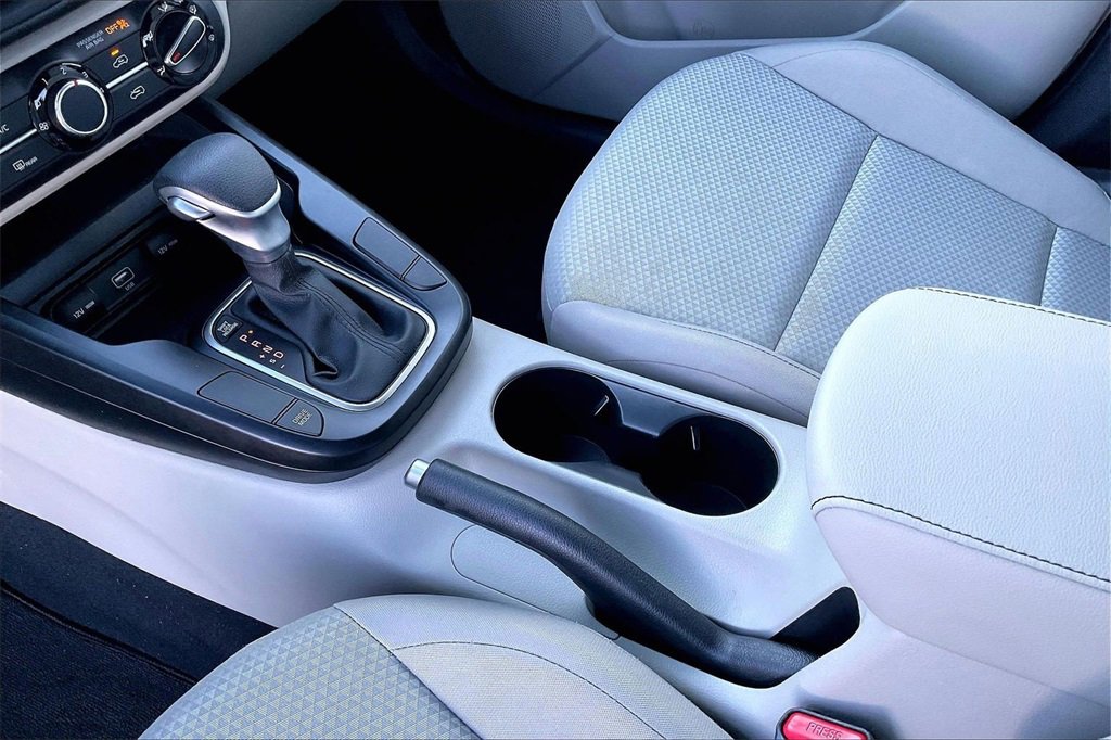 Certified 2021 Kia Soul LX image 16