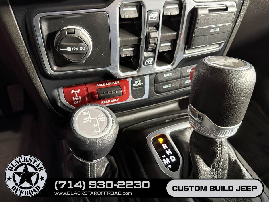 Used 2024 Jeep Wrangler Unlimited AWD/4WD image 23