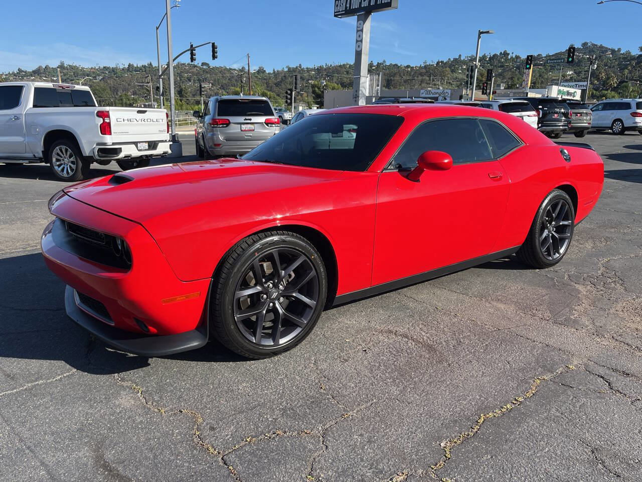 Used 2020 Dodge Challenger R/T w/ Blacktop Package image 12