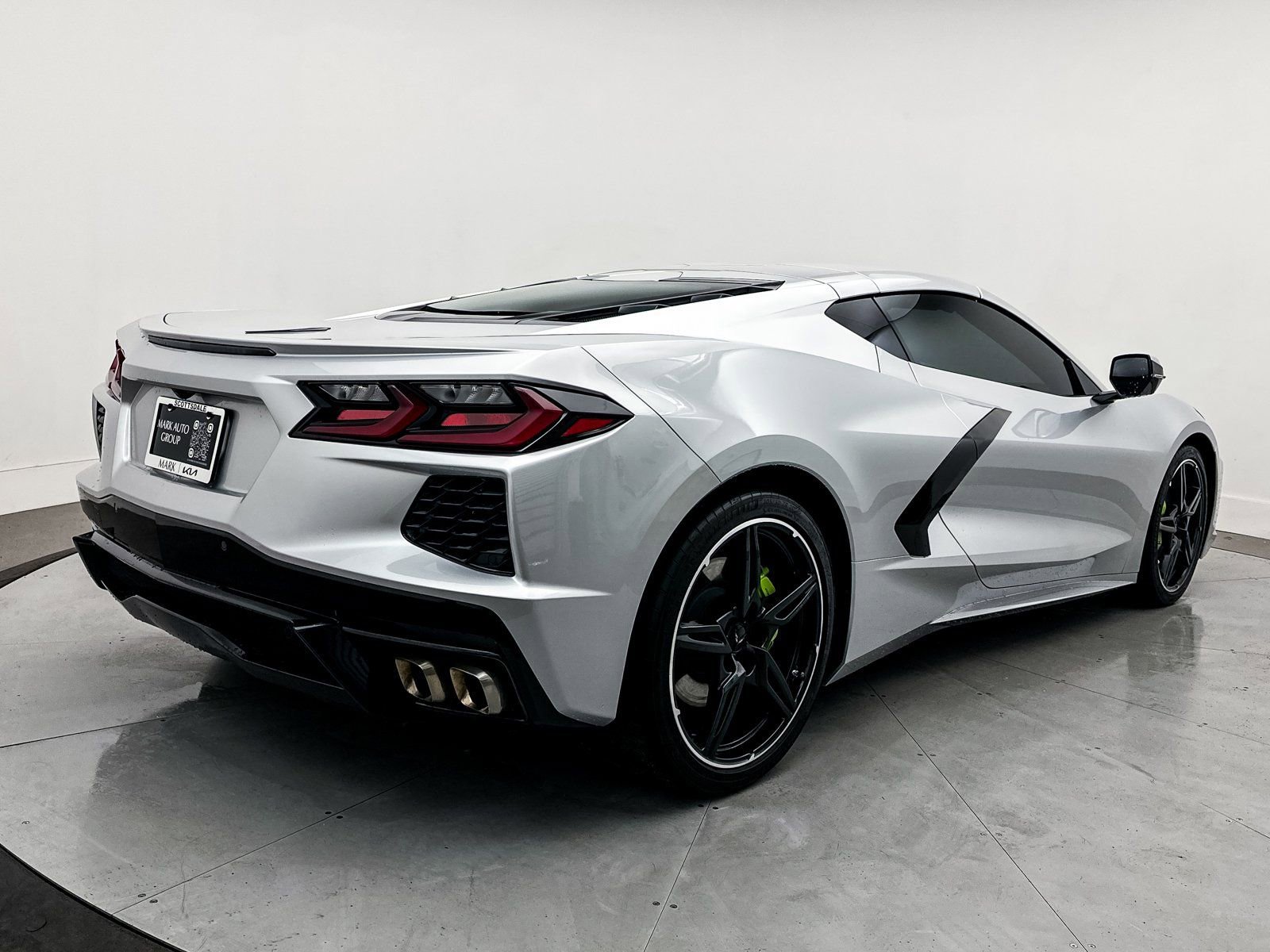 Used 2020 Chevrolet Corvette Stingray Coupe w/ 1LT image 15