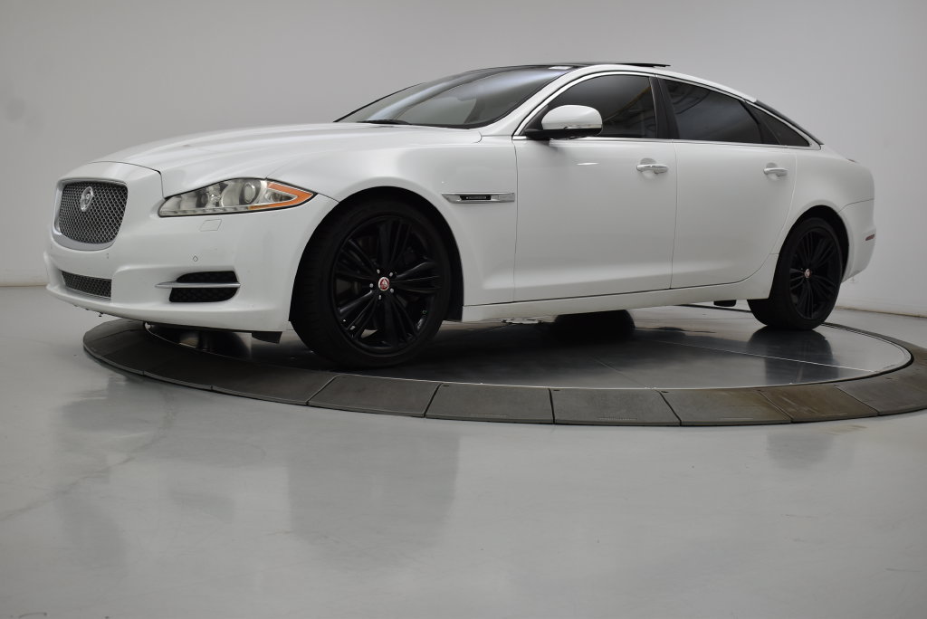 Used 2015 Jaguar XJ L Supercharged RWD image 15