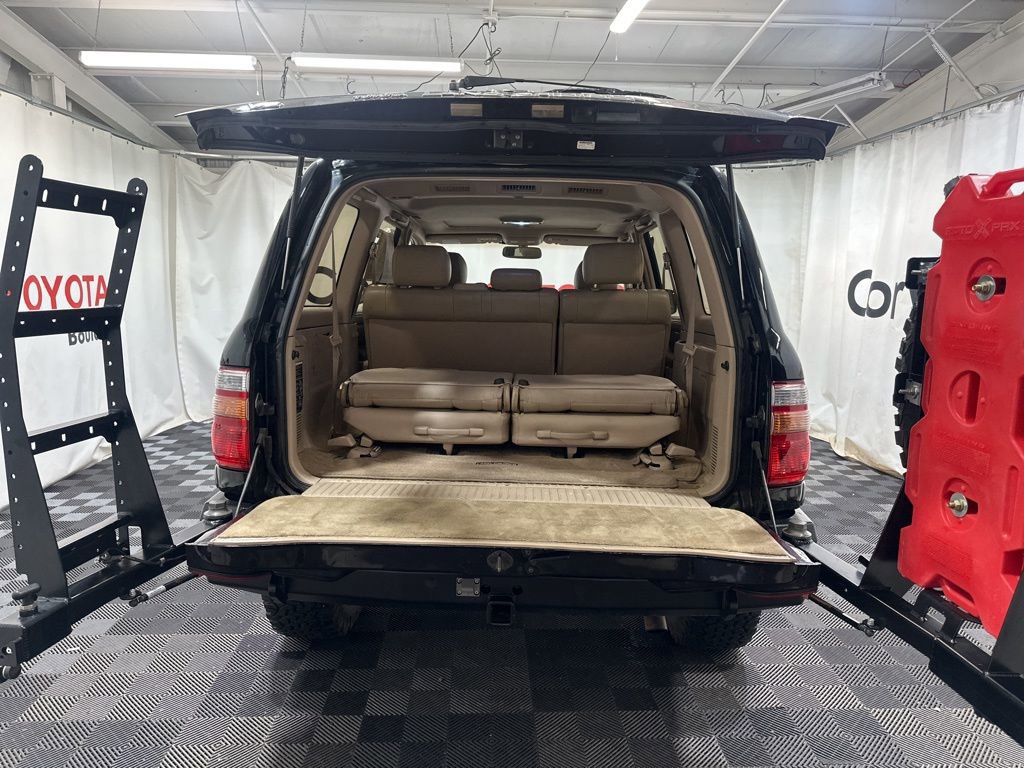 Used 2002 Toyota Land Cruiser image 17