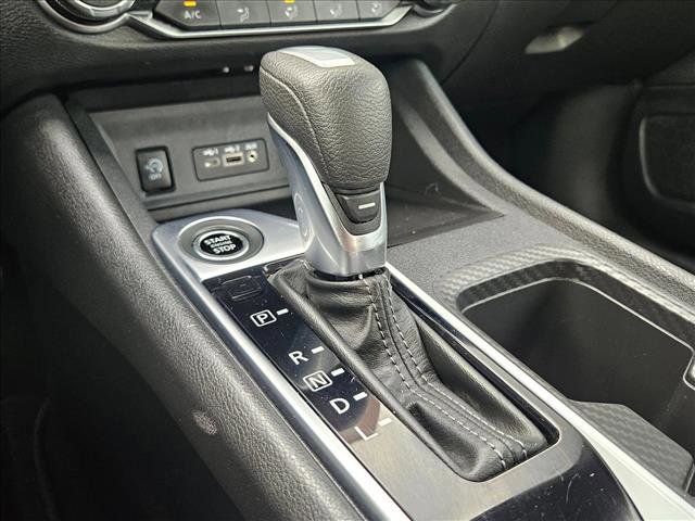 Used 2024 Nissan Sentra SV FWD image 12