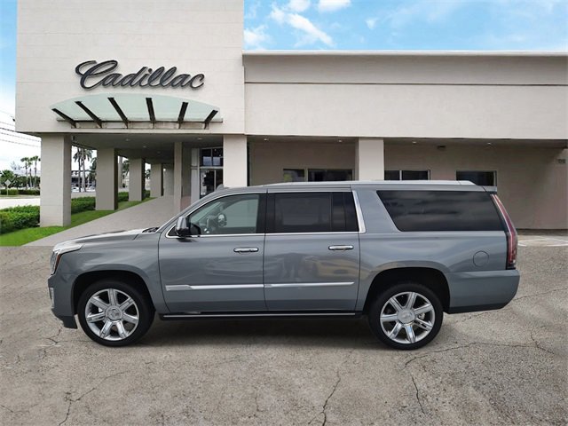 Used 2020 Cadillac Escalade ESV Premium Luxury video 2