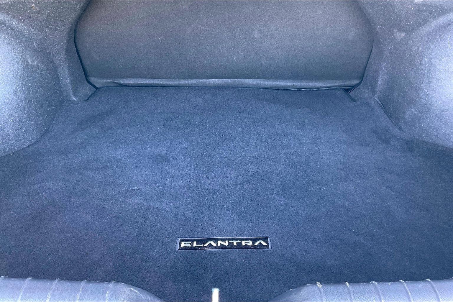 Used 2021 Hyundai Elantra SEL w/ Cargo Package image 24