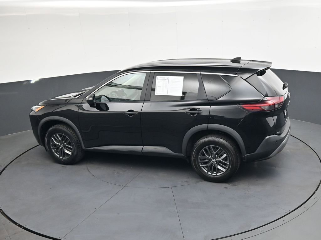 Used 2023 Nissan Rogue S image 33