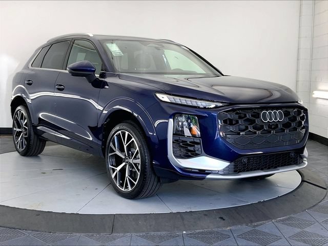 New 2026 Audi Q3 quattro 2.0T AWD/4WD image 1