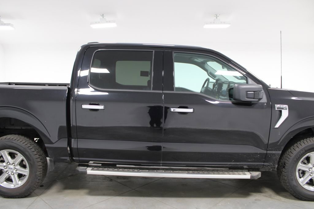 Used 2025 Ford F150 XLT w/ Equipment Group 301A Standard image 11
