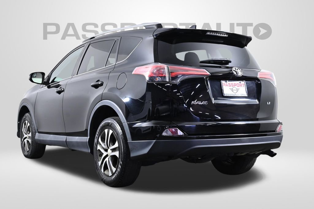 Used 2016 Toyota RAV4 LE image 6
