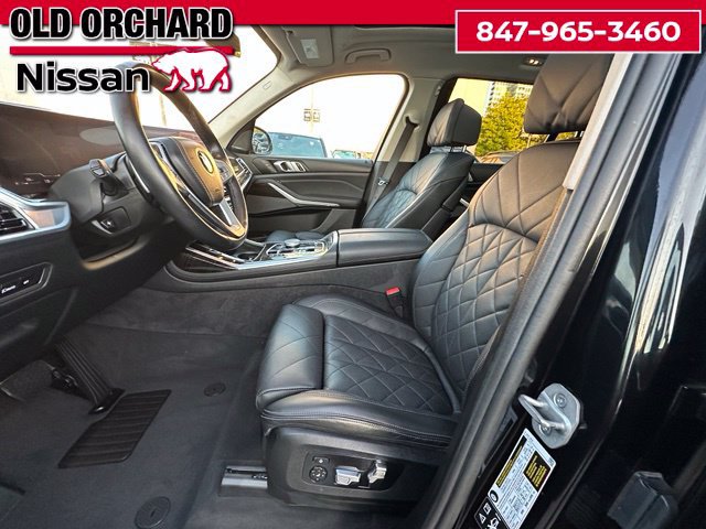Used 2024 BMW X7 xDrive40i AWD/4WD image 16