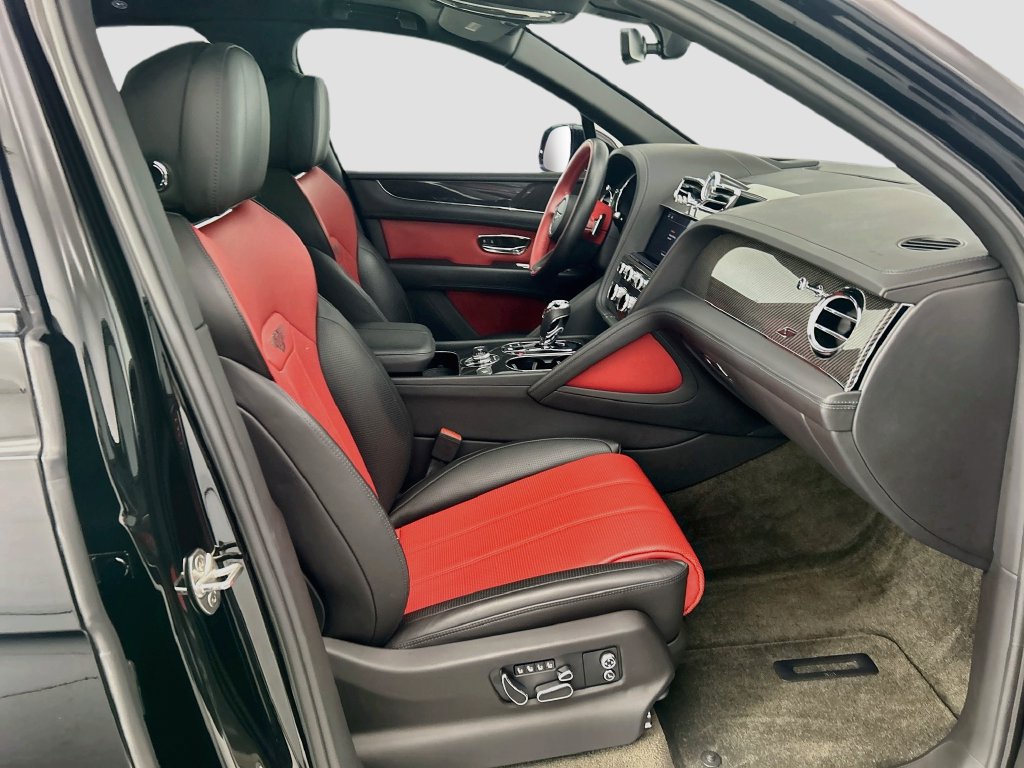 Certified 2022 Bentley Bentayga AWD/4WD image 19