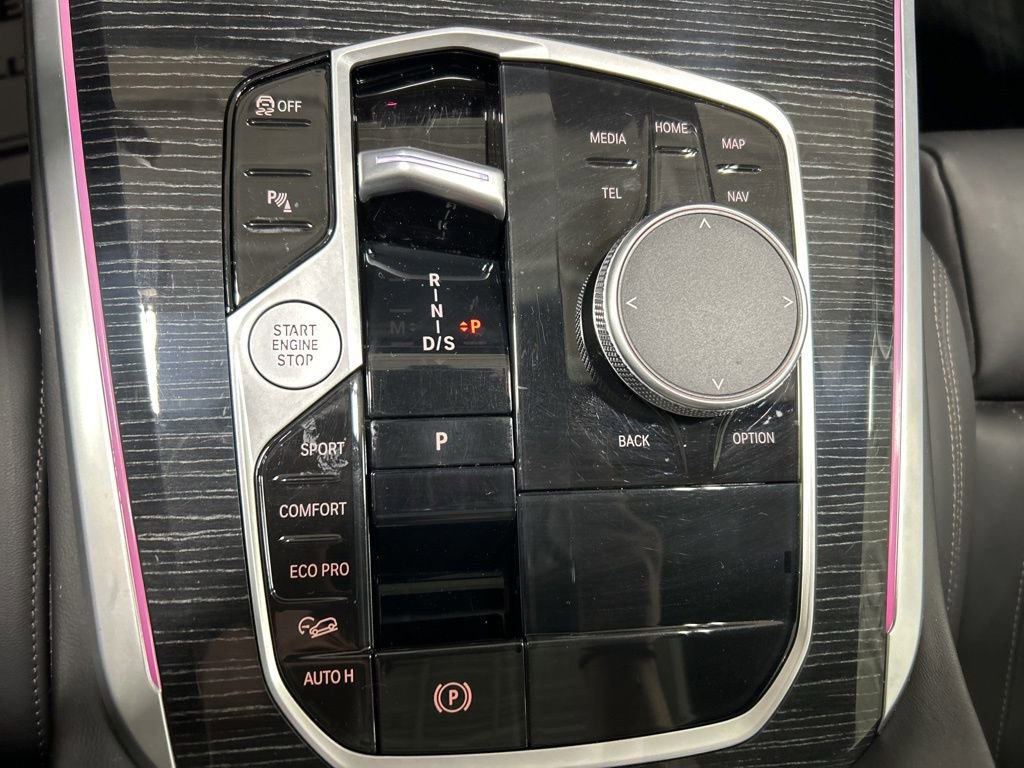 Used 2024 BMW X5 xDrive40i w/ M Sport Package image 21