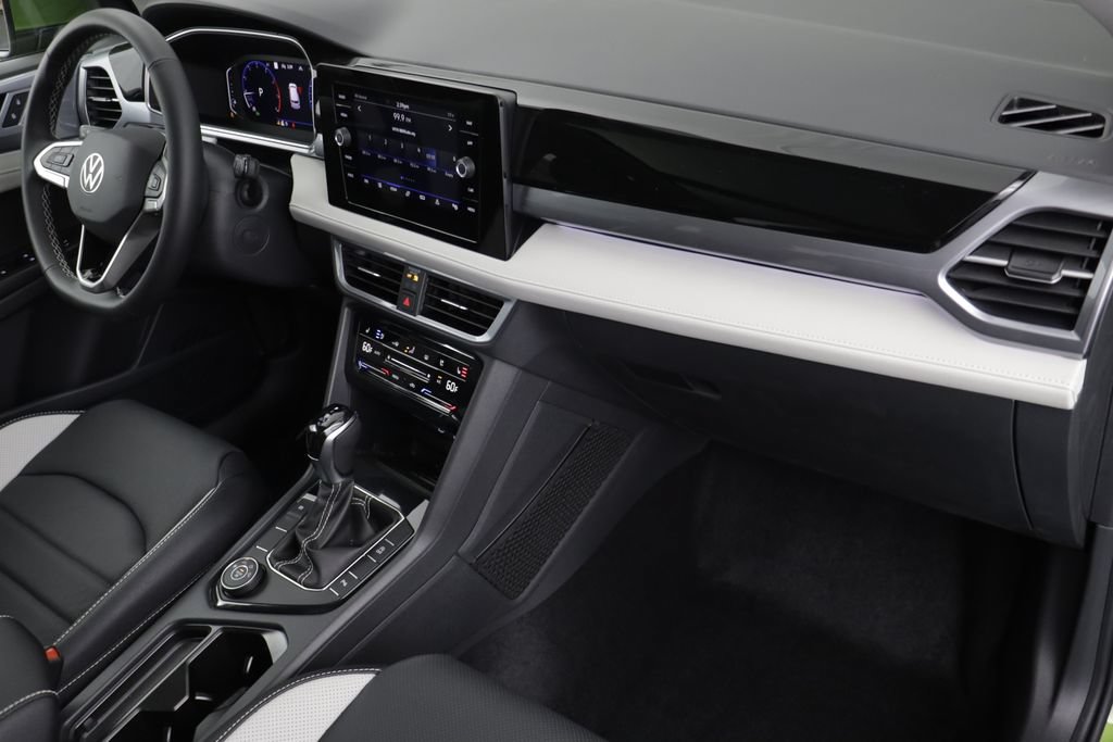 New 2026 Volkswagen Taos SEL AWD/4WD image 21