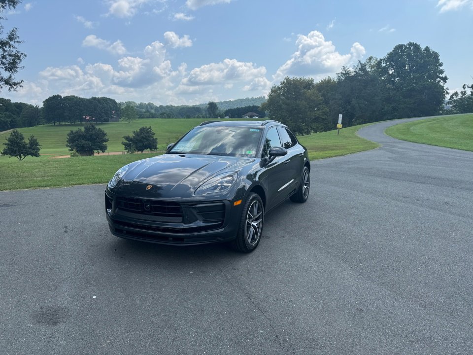 New 2025 Porsche Macan Turbo image 1