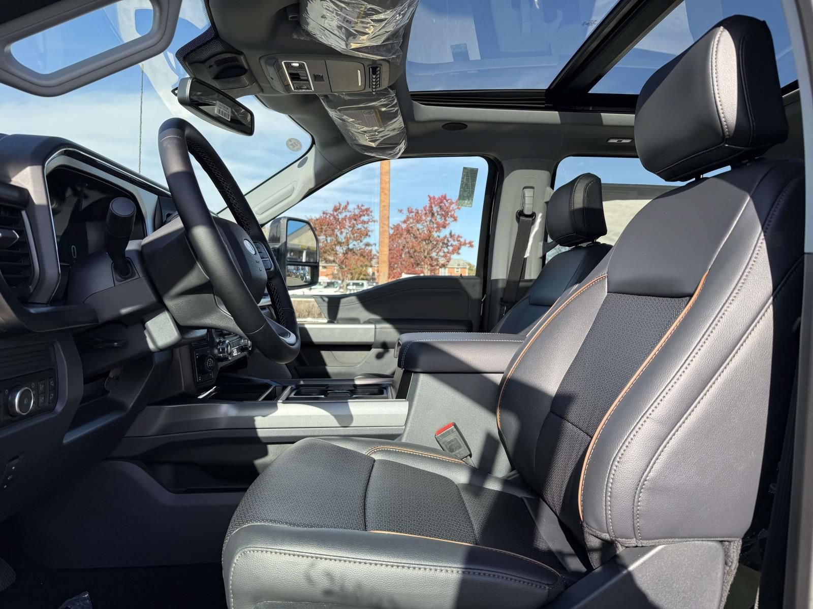 New 2026 Ford F250 Lariat w/ Tremor Off-Road Package AWD/4WD image 9
