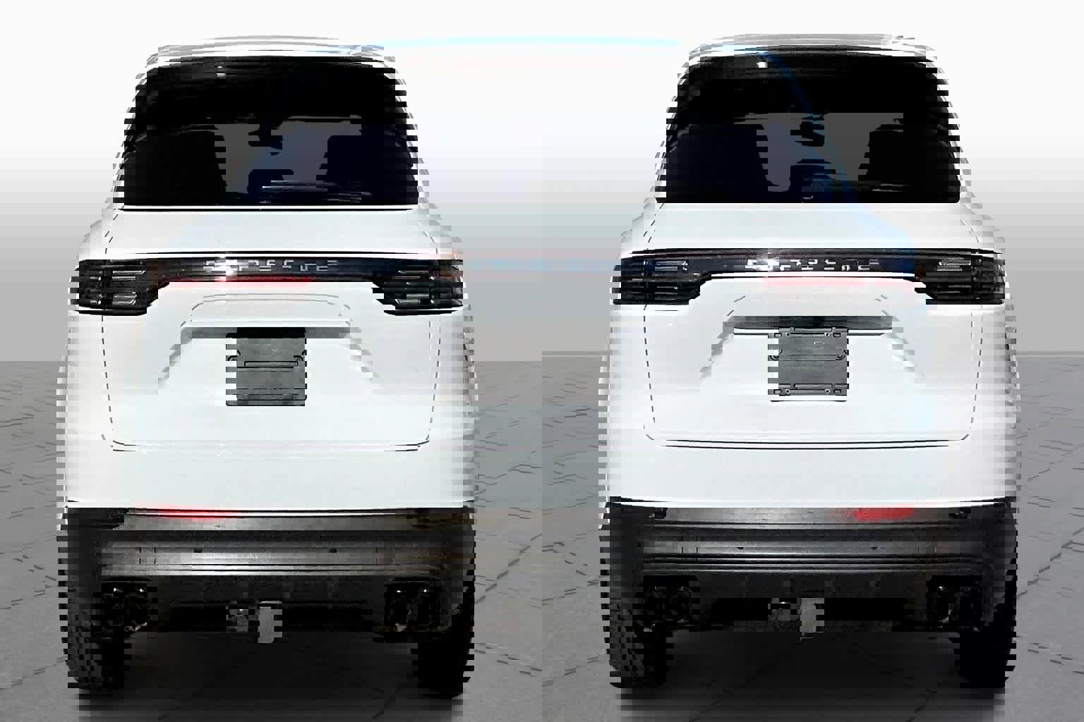 Used 2019 Porsche Cayenne image 4