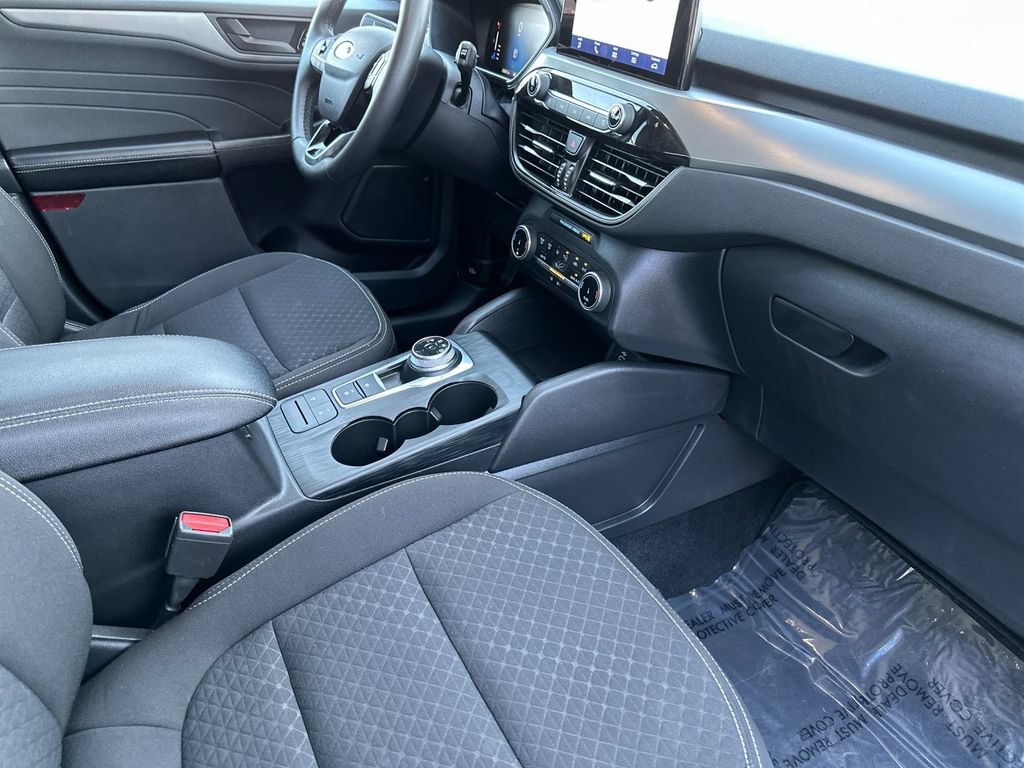 Certified 2024 Ford Escape Active FWD image 15