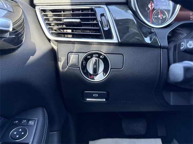 Used 2018 Mercedes-Benz GLE 350 4MATIC image 30