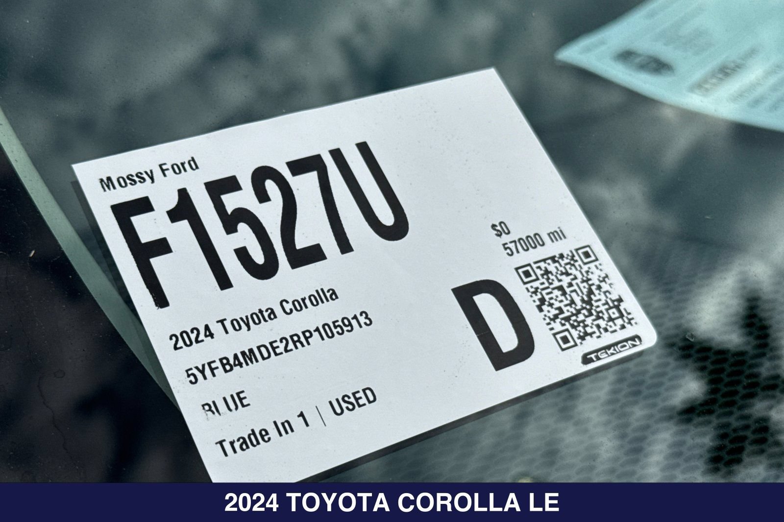 Used 2024 Toyota Corolla LE FWD image 2