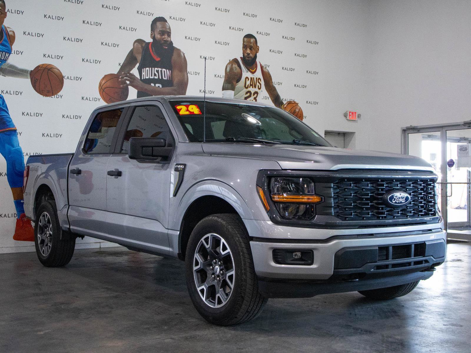 Used 2024 Ford F150 STX AWD/4WD image 19