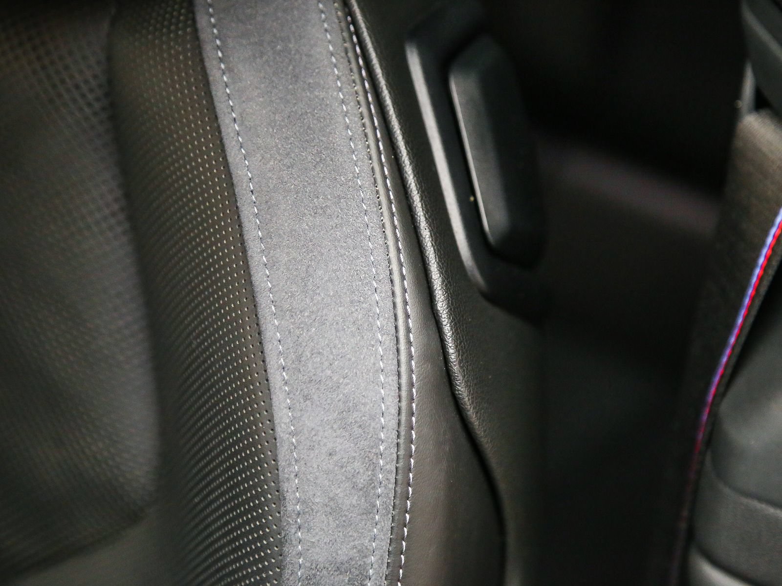 Used 2024 BMW M4 Competition RWD image 22