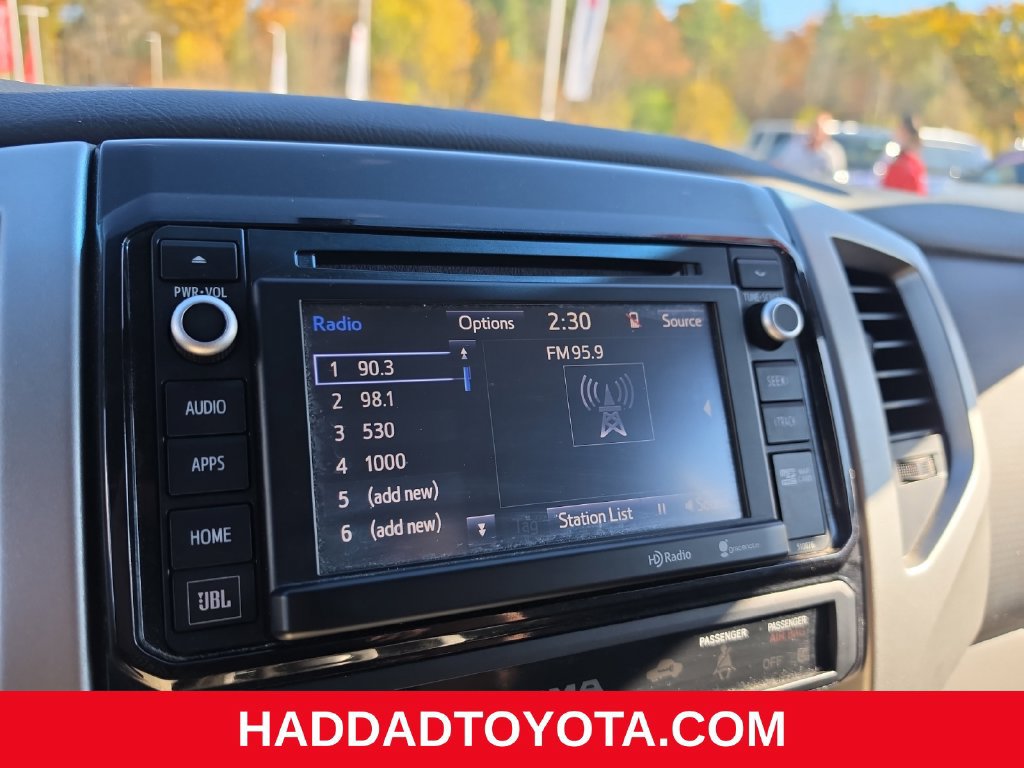 Used 2015 Toyota Tacoma 4x4 Double Cab w/ Limited Package image 17