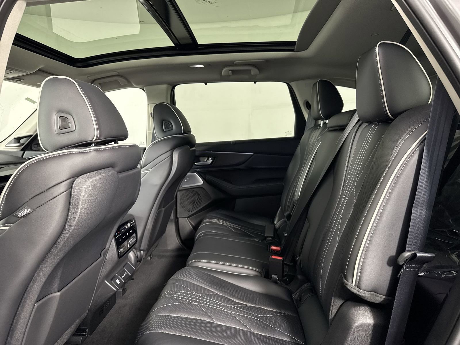 New 2026 Acura MDX w/ Advance Package image 22