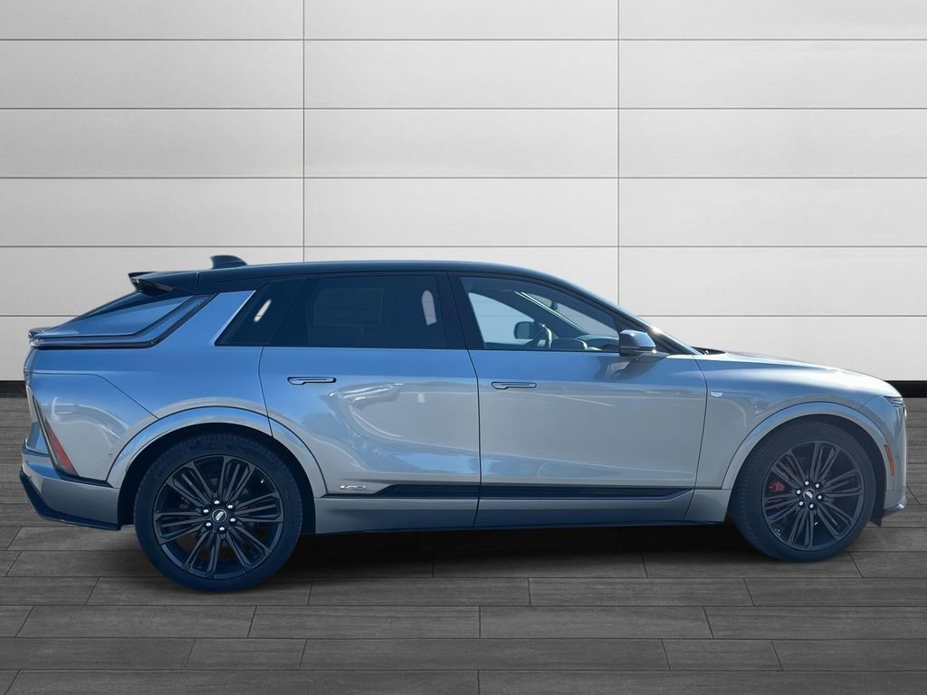 New 2026 Cadillac Lyriq V image 6