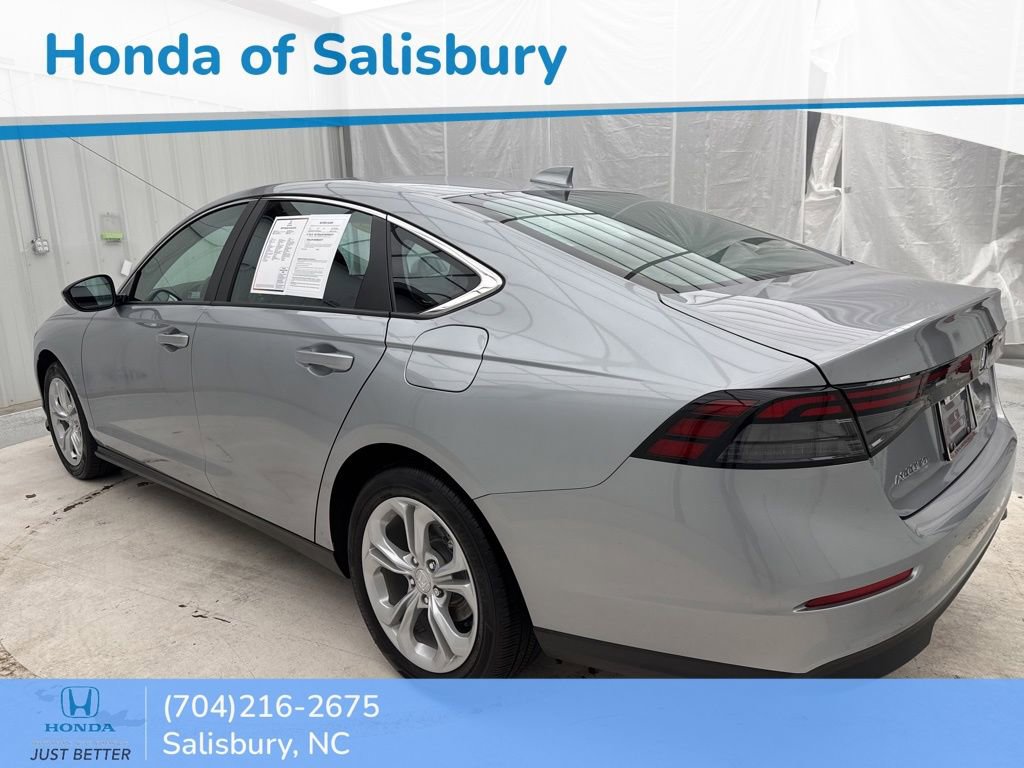 Certified 2023 Honda Accord LX image 5