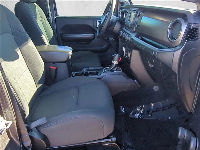 Used 2019 Jeep Wrangler Unlimited Sport image 21