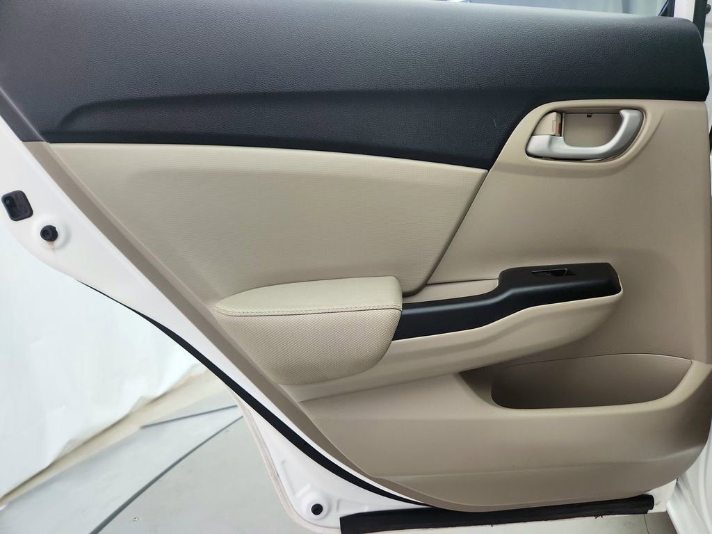 Used 2022 Audi e-tron Premium Plus image 52