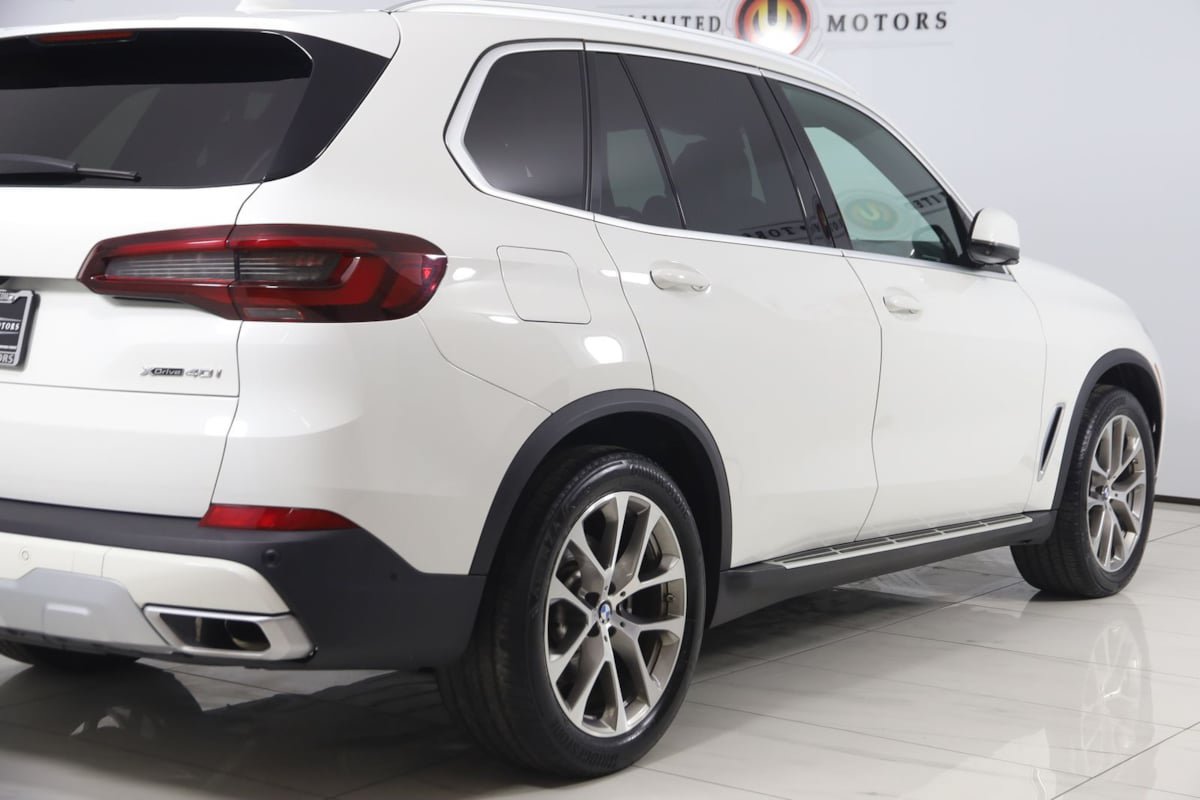Used 2022 BMW X5 xDrive40i w/ Premium Package AWD/4WD image 47