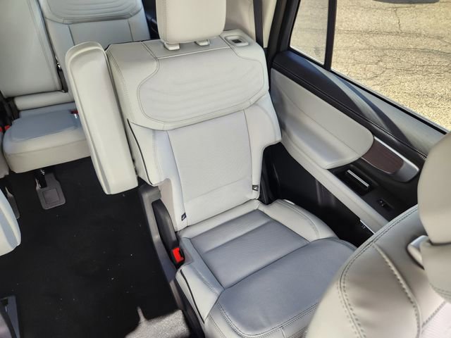 New 2026 Ford Expedition Platinum AWD/4WD image 15