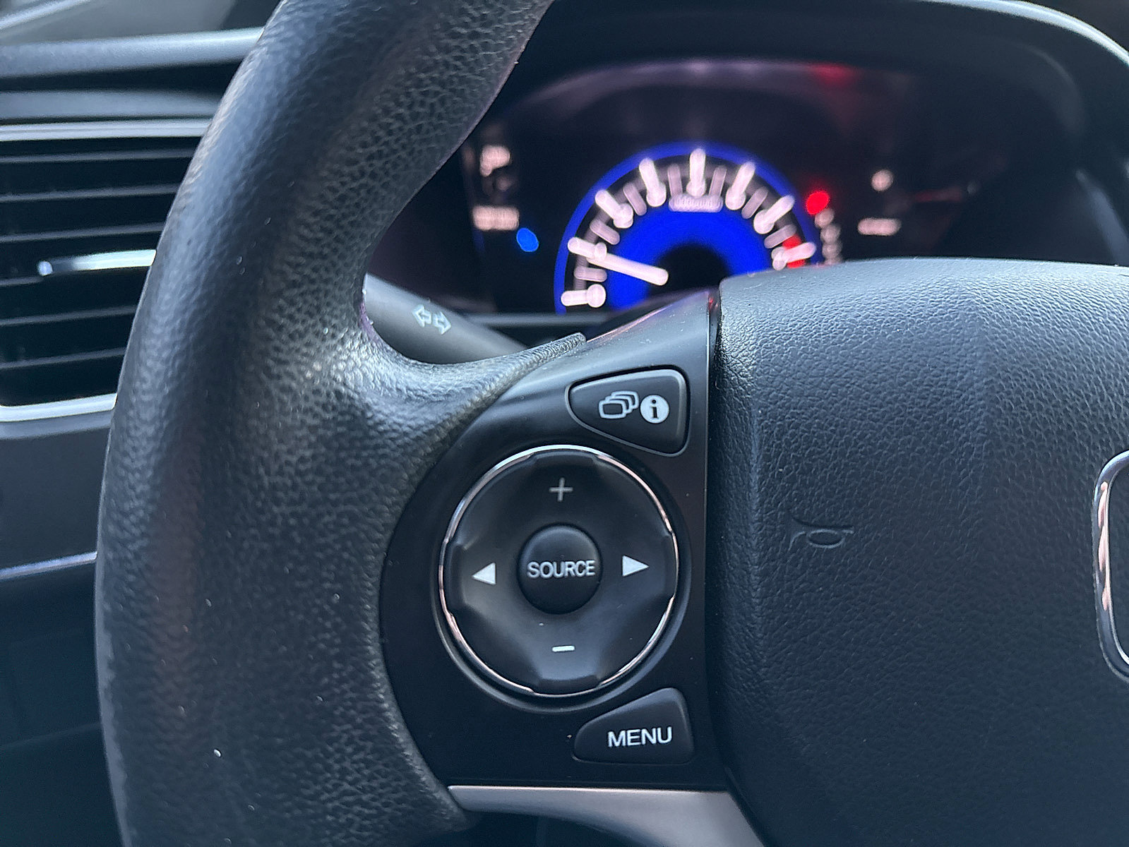 Used 2015 Honda Civic LX image 34