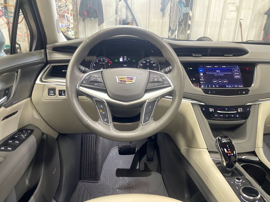 Certified 2024 Cadillac XT5 Premium Luxury AWD/4WD image 25