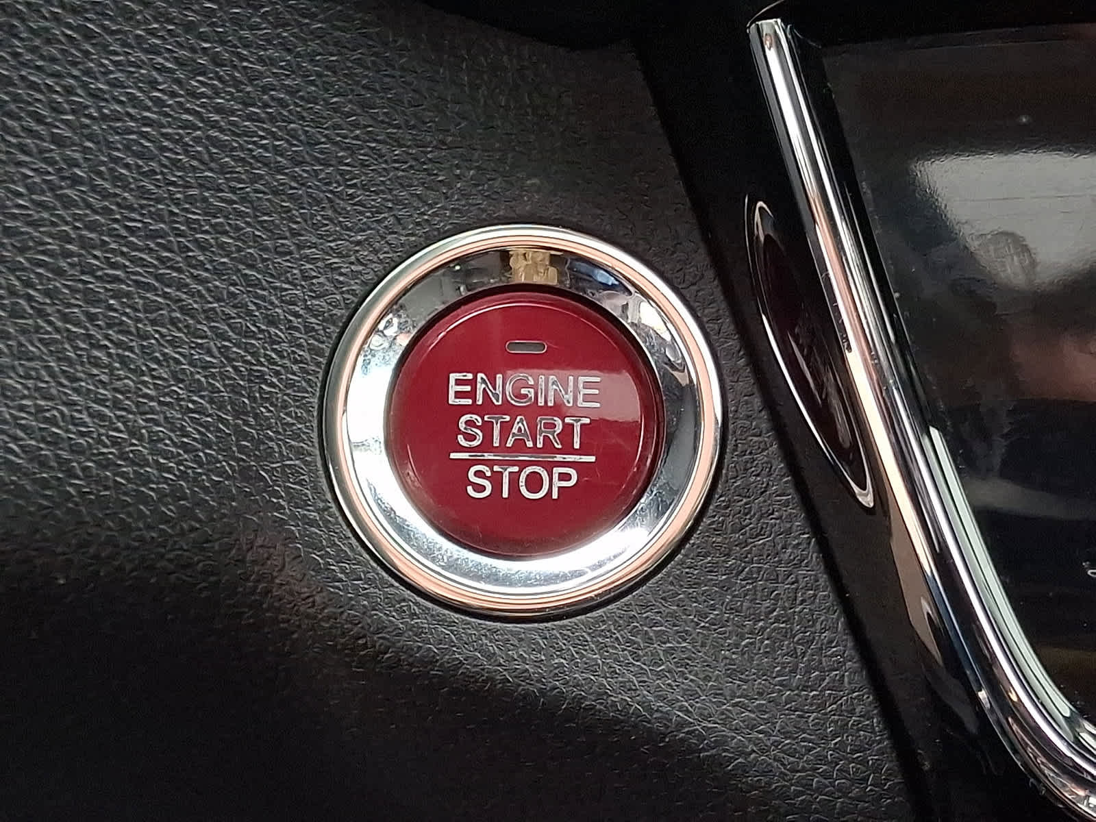 Certified 2018 Honda HR-V EX image 25