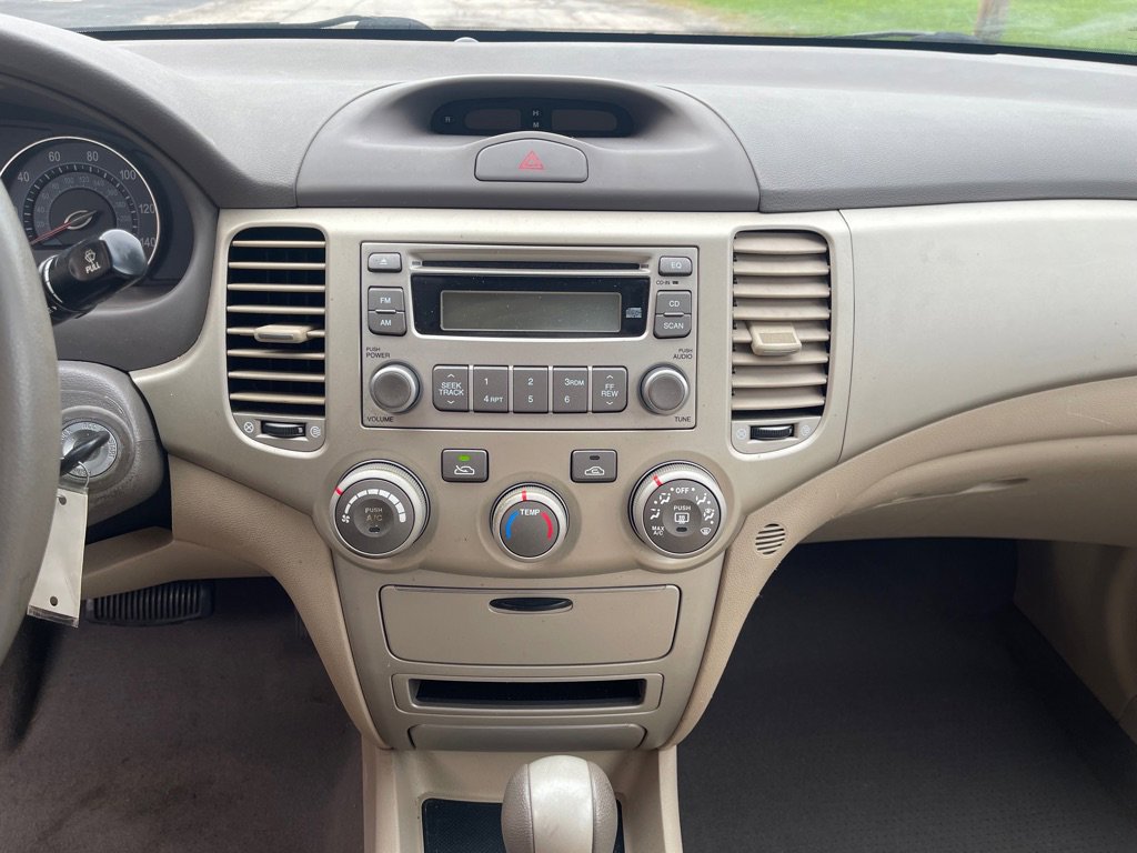 Used 2007 Kia Optima LX image 14