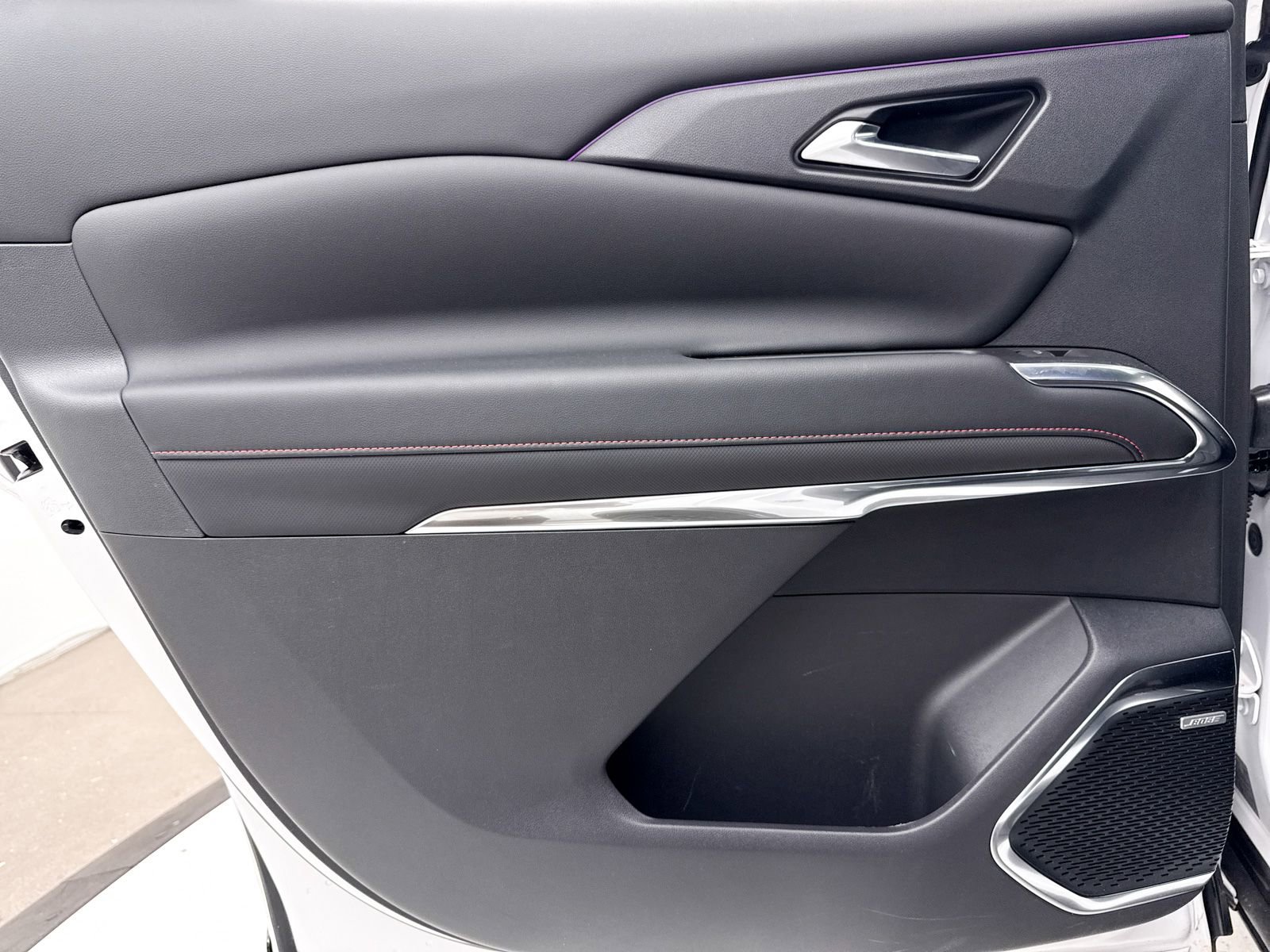 Used 2024 Chevrolet Traverse RS w/ LPO, Floor Liner Package image 35