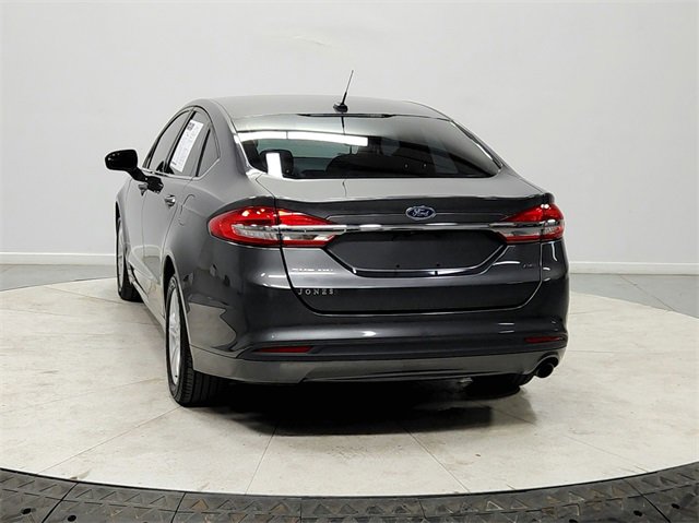 Used 2018 Ford Fusion SE image 6