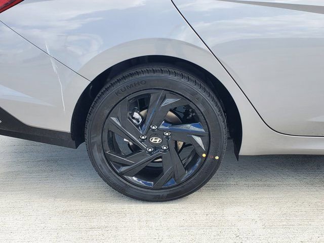 New 2026 Hyundai Elantra Sport w/ Cargo Package image 5