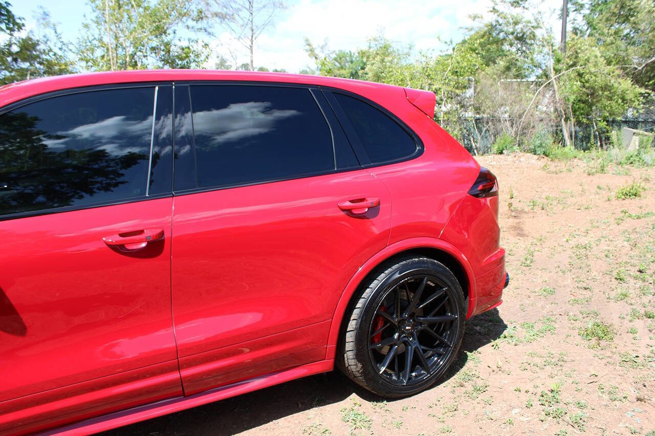 Used 2016 Porsche Cayenne GTS AWD/4WD image 10