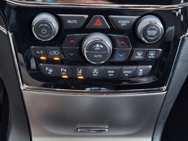 Certified 2021 Jeep Grand Cherokee Limited w/ Quick Order Package 28K 80th AWD/4WD image 21