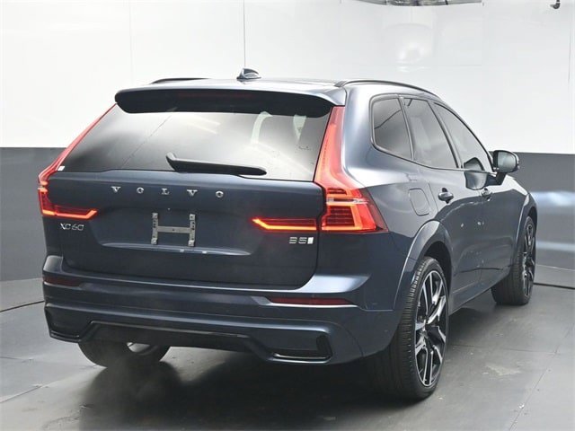 Certified 2023 Volvo XC60 B5 Ultimate FWD image 7