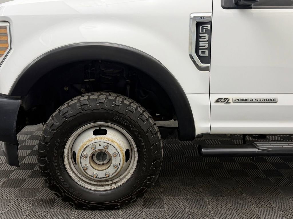 Used 2019 Ford F350 XL w/ Power Equipment Group AWD/4WD image 11