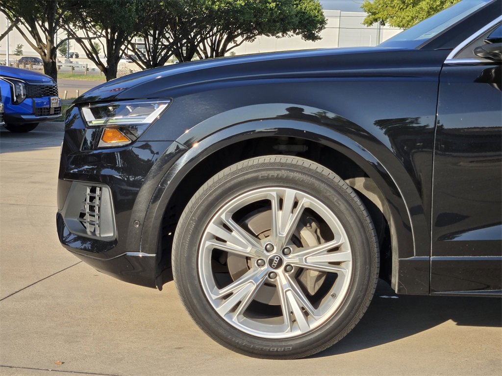 Used 2022 Audi Q8 Premium Plus image 14