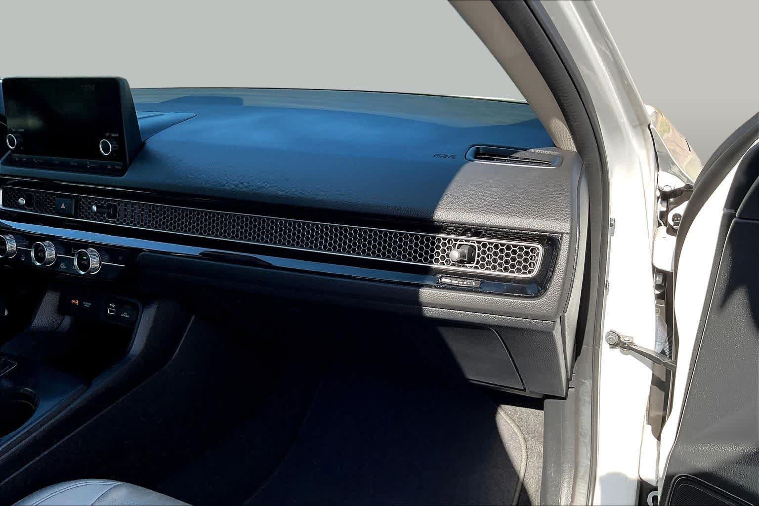 Used 2023 Honda Civic EX-L image 19