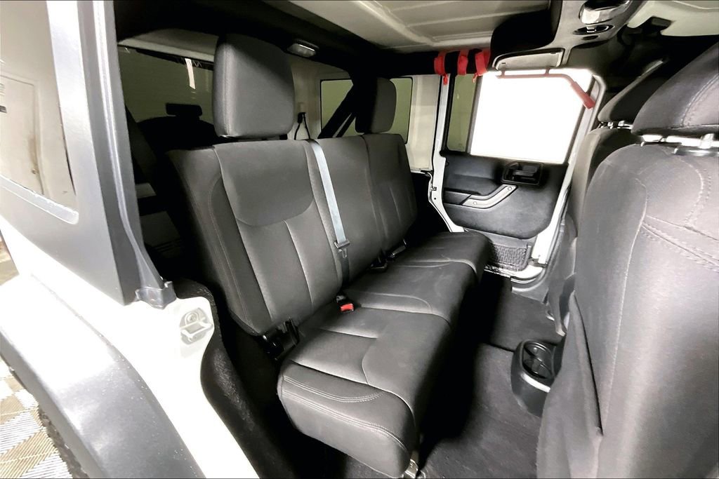 Used 2018 Jeep Wrangler Unlimited Sport S image 24