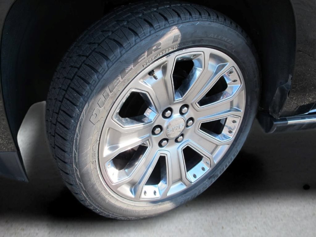Used 2018 GMC Yukon Denali AWD/4WD image 25