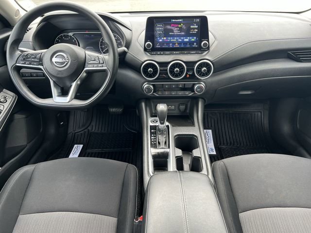 Used 2025 Nissan Sentra SV FWD image 17